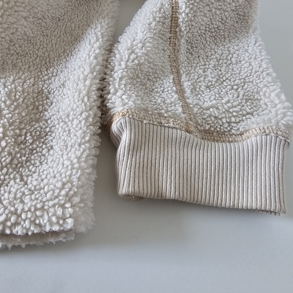 American Eagle AEO cream pullover sweater raw hem women's Size Medium fuzzy - Picture 6 of 8